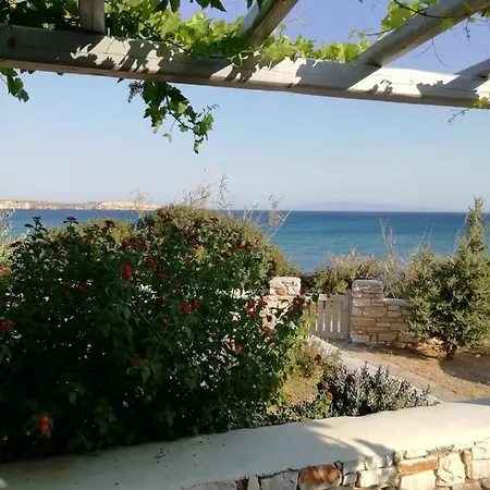 Cycladic Seaside Studio